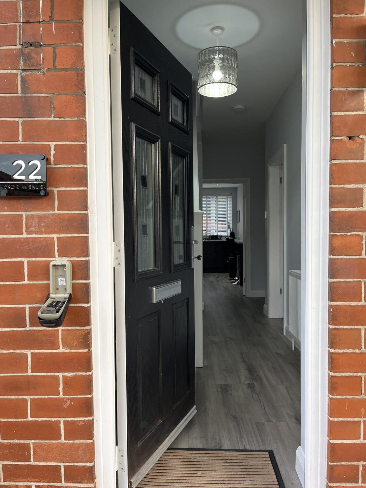 Modern 3-Bed Stay-Away-Home Sleeps 6 Nr Manchester Exterior foto